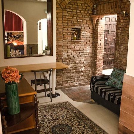Medieval Central Apartment Болонья Екстер'єр фото