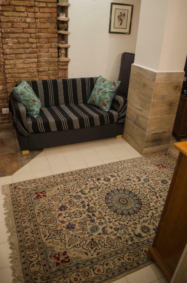 Medieval Central Apartment Болонья Екстер'єр фото